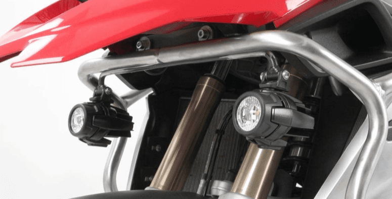 Montage beugel originele BMW mistlampen op Hepco&Becker valbeugel